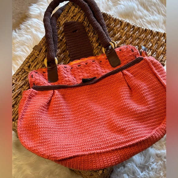 Beautiful Hand Knitted Purse - Picture 2 of 12
